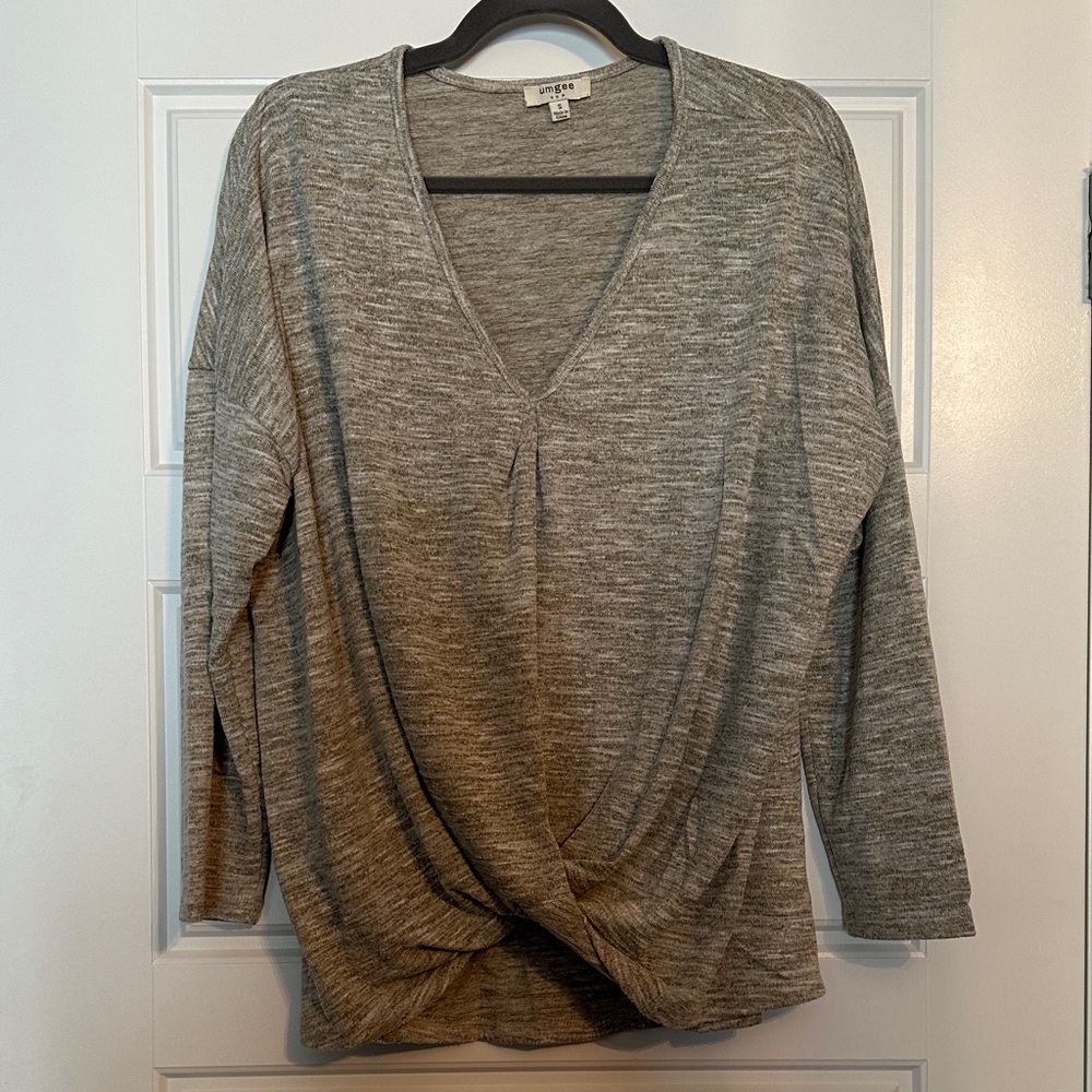 Umgee Gray V-Neck Sweater